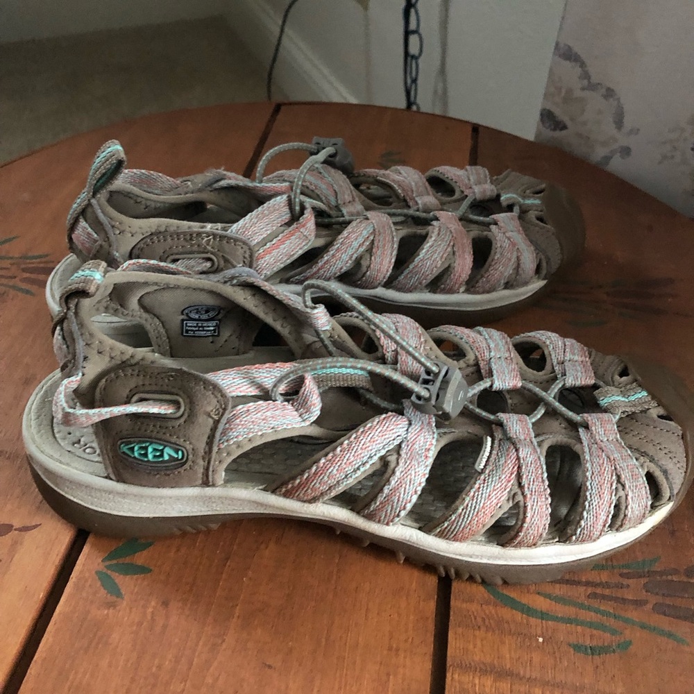 Keen Waterproof‎ Hiking Sandals size 7.5 closed toe adjustable